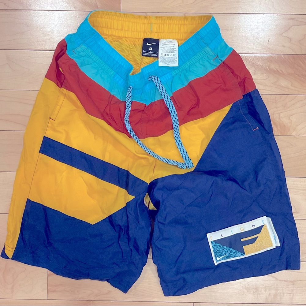 Nike Shorts - Picture 3 of 3
